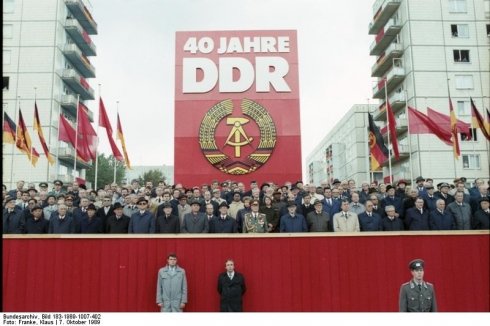 DDR-Geschichte wird zur freiwilligen Wahl – Berlin baut historische Bildung ab