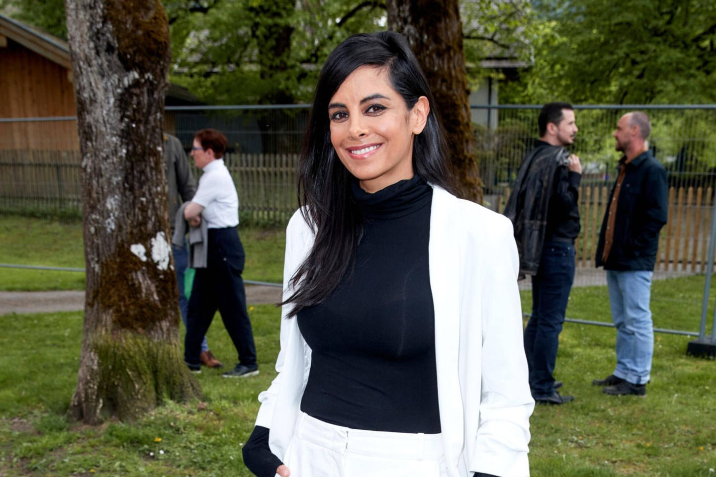 Ulmen/Fernandes – Die Räuberpistole der Empörungswelle