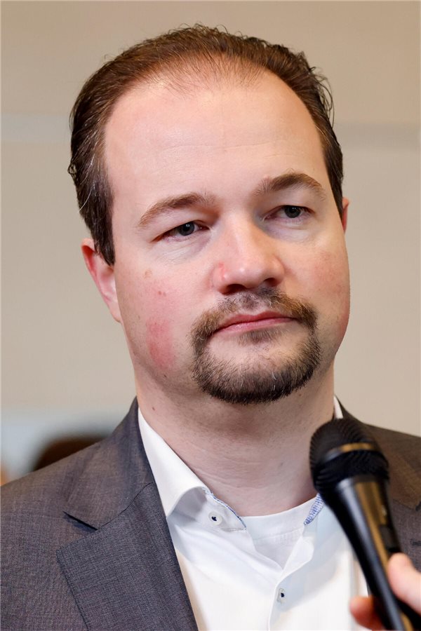 Demokratie in Gefahr: AfD-Bundestagsabgeordneter Martin Sichert von Niedersachsens Landratswahl ausgeschlossen